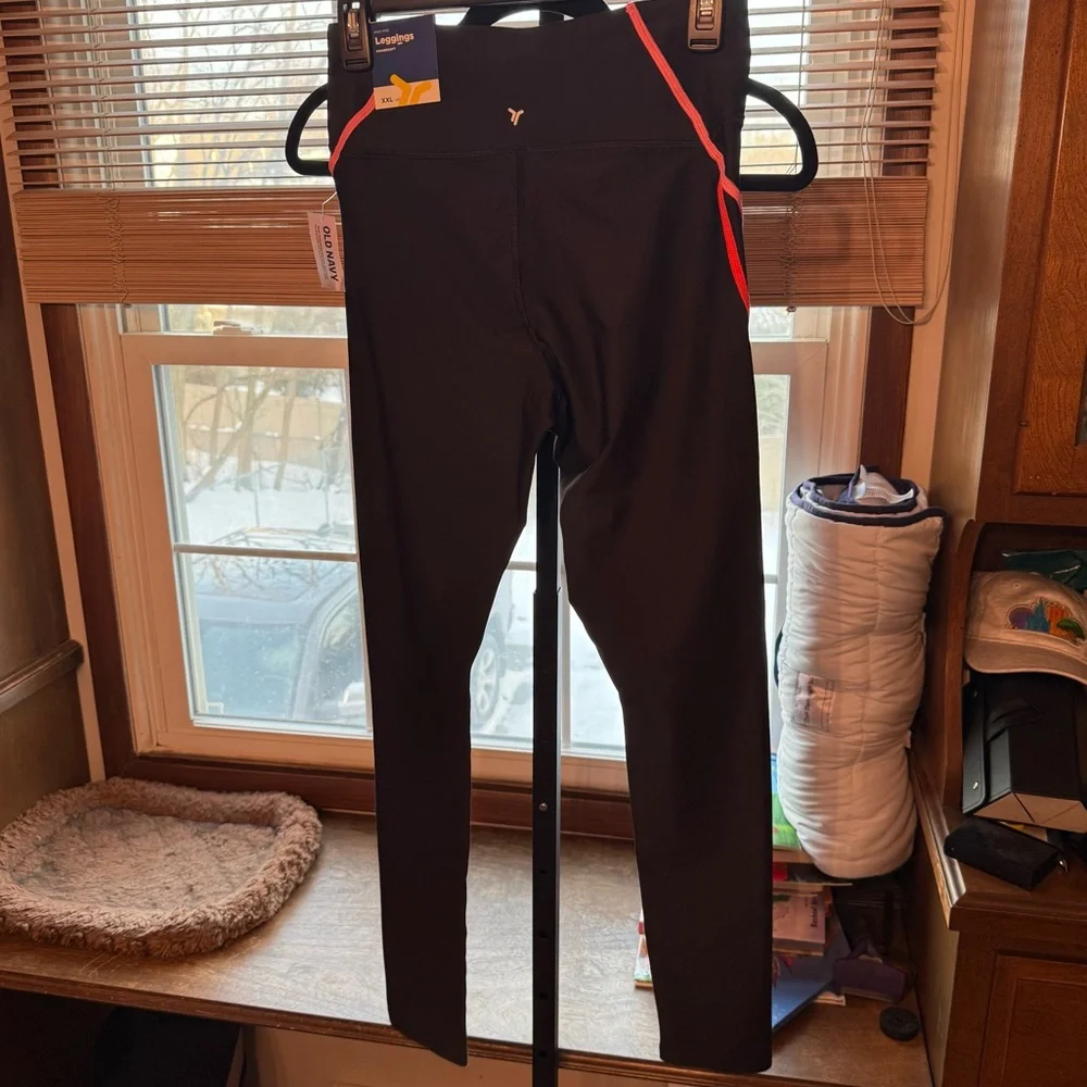 Old Navy Active Powersoft High Rise Leggings, size XXL (18) NWT